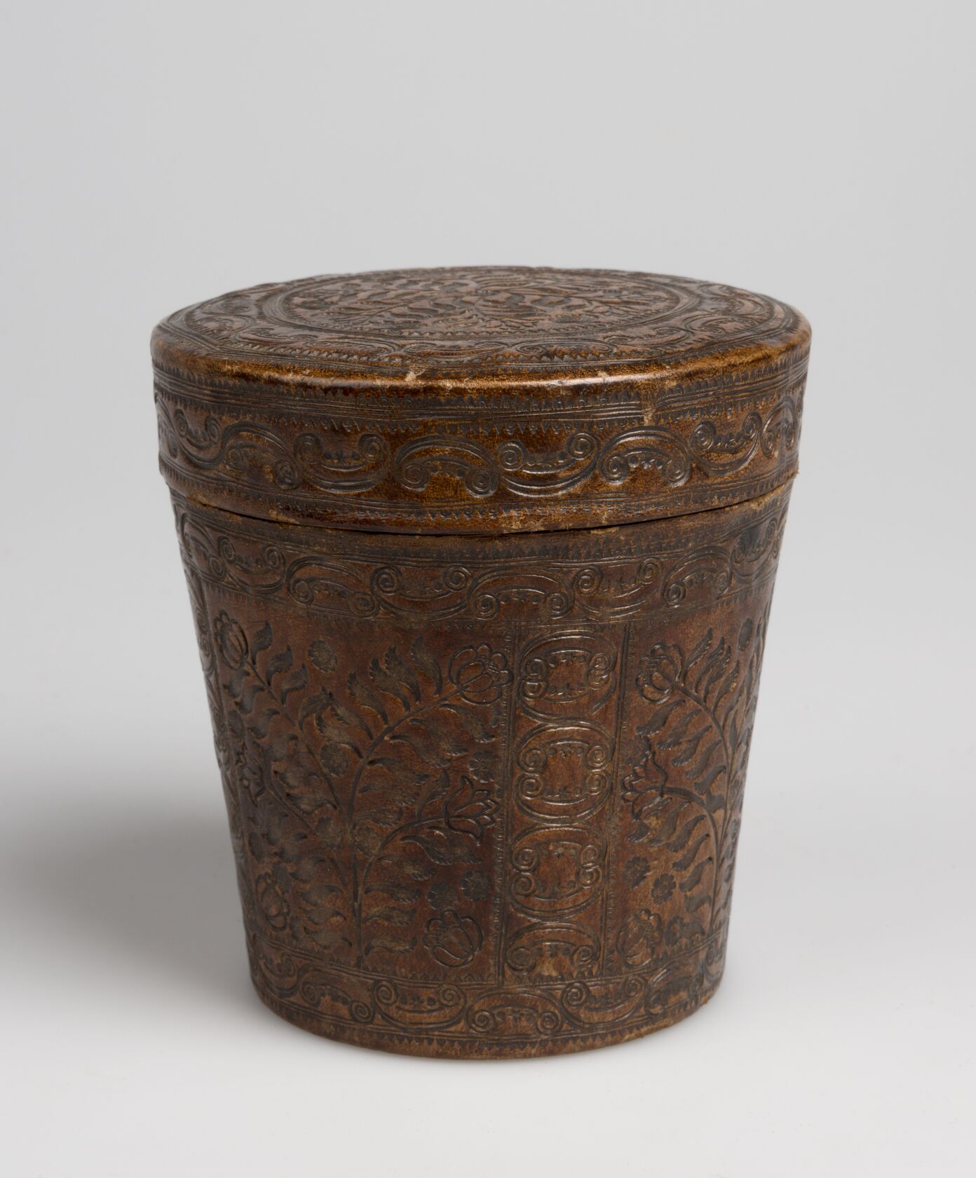 MAK/Aslan Kudrnofsky